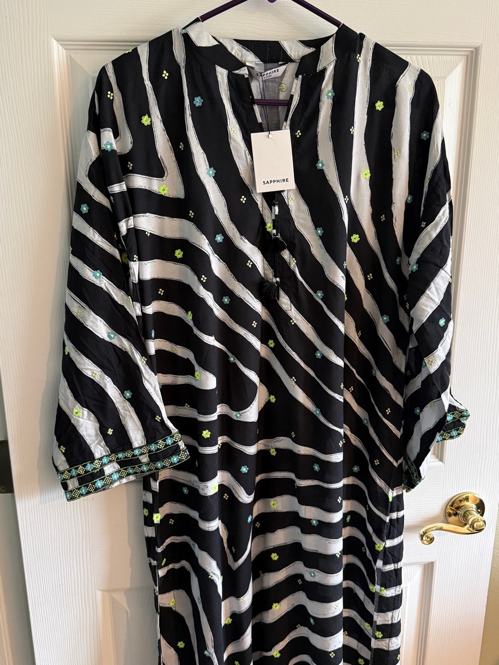 SAPPHIRE Black Printed Embroidered Kurta/Tunic — Size Large